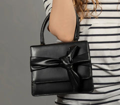 The Handbag ElleKnot